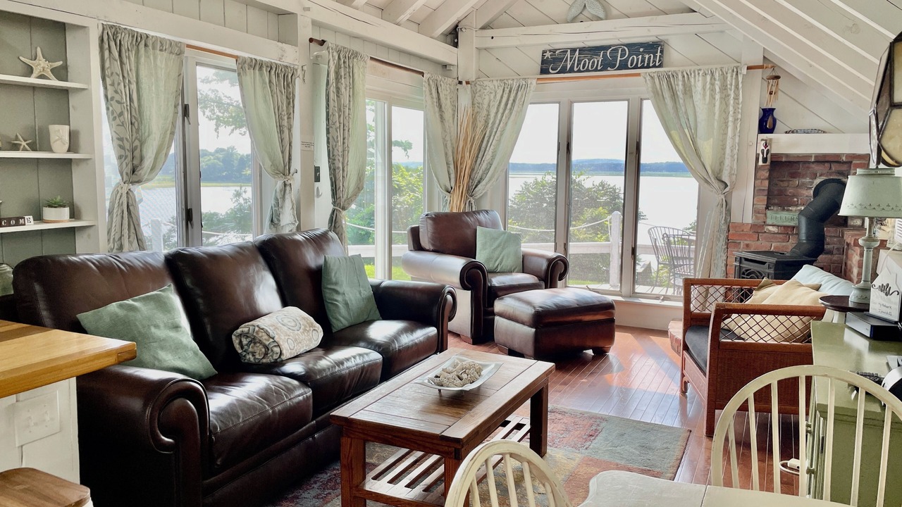 Photo of Livingroom in Great Neck