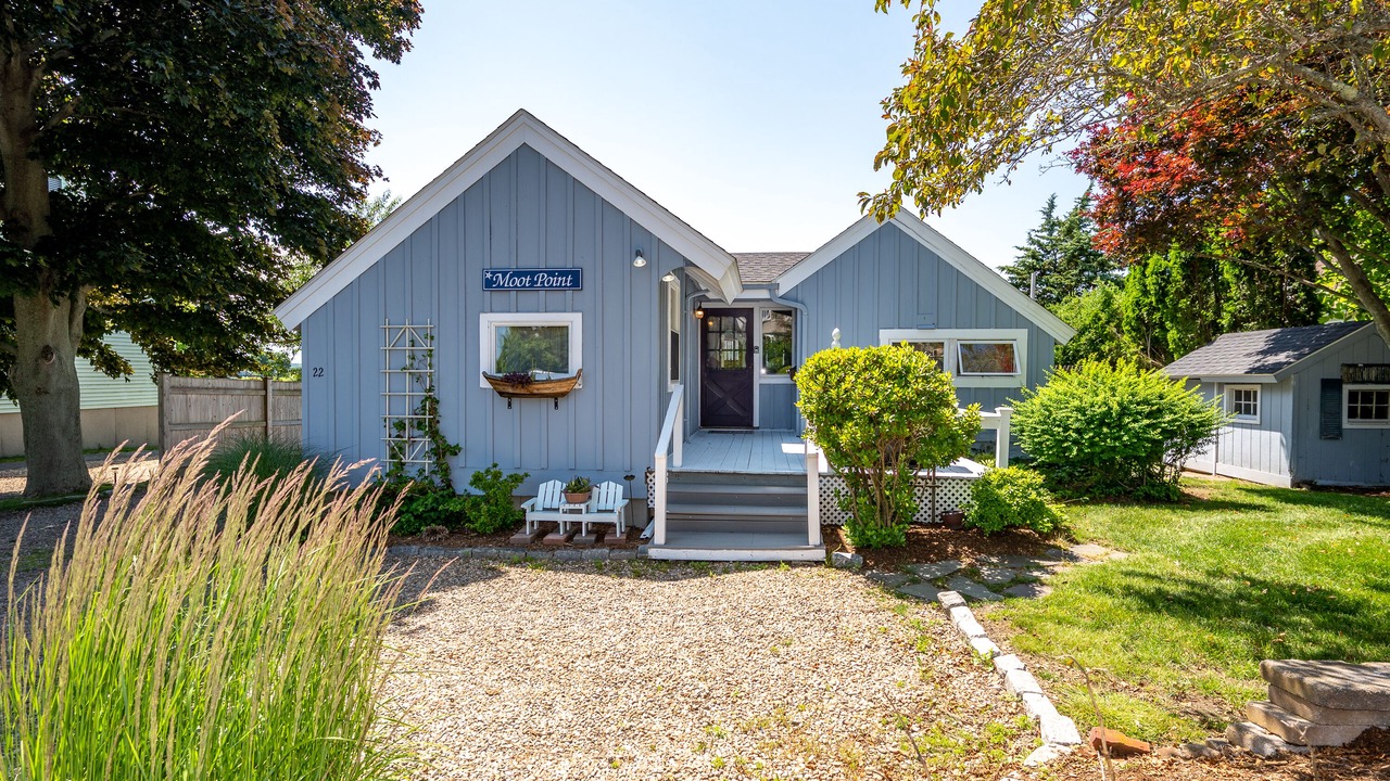 Photo of Others in Great Neck