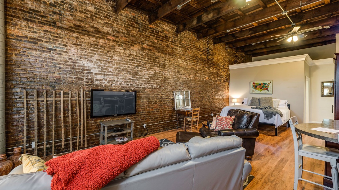 Photo of Livingroom in Cookeville