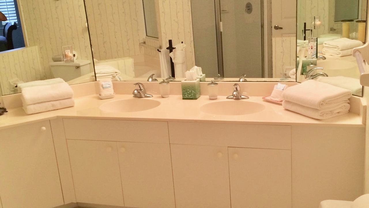 Photo of Bathroom in Pelican Bay