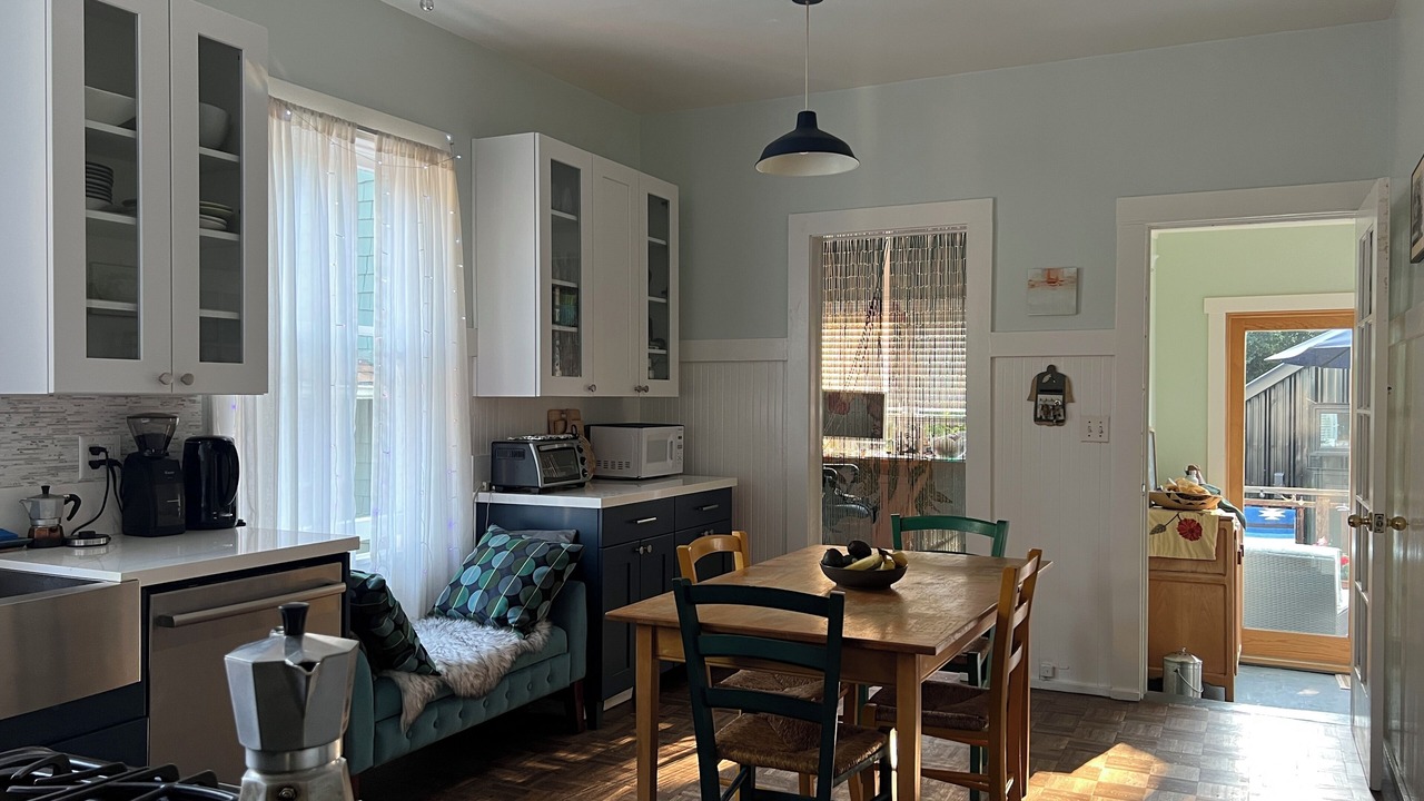 Photo of Others in Central Berkeley