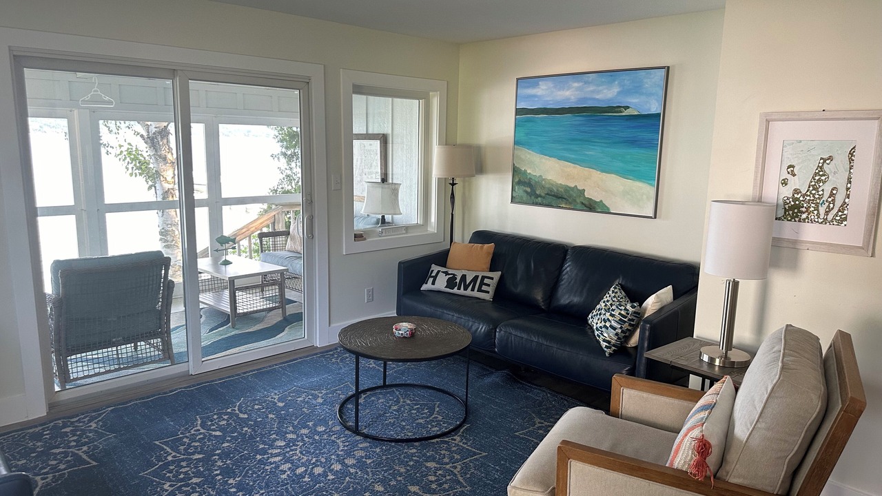 Photo of Livingroom in Suttons Bay