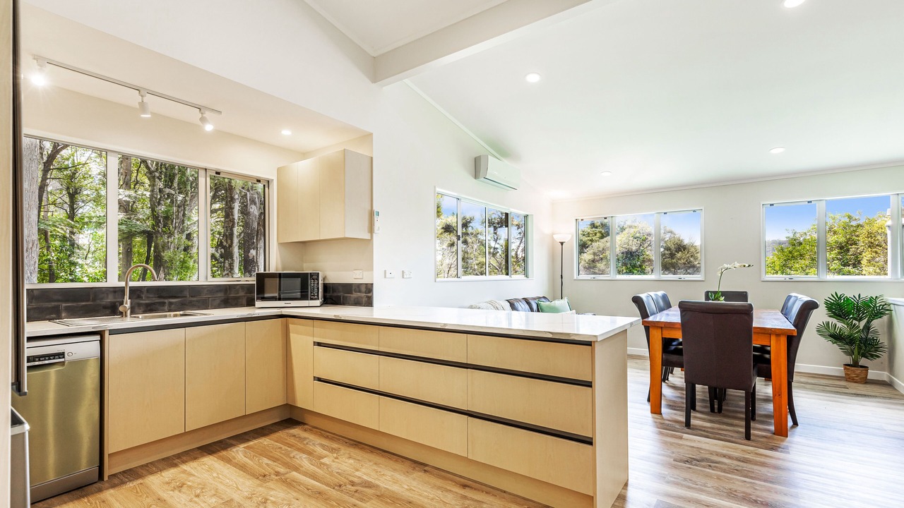 Photo of Others in Bethells Beach