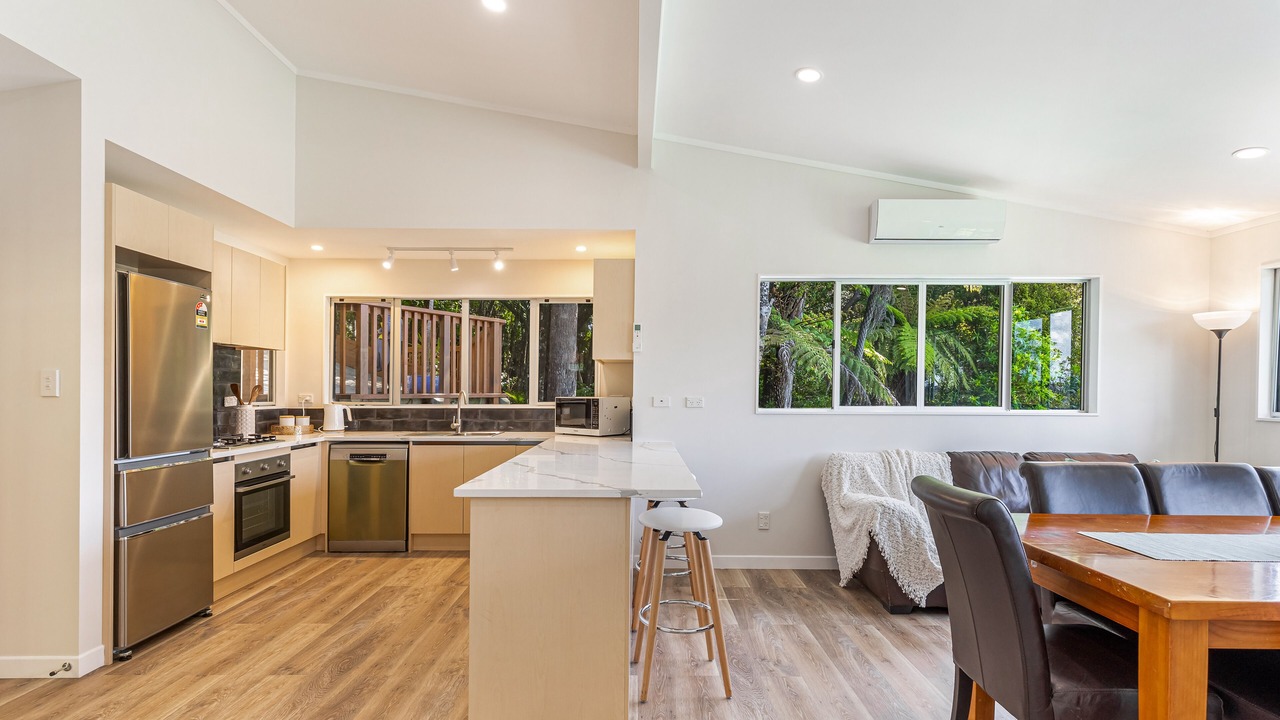 Photo of Others in Bethells Beach