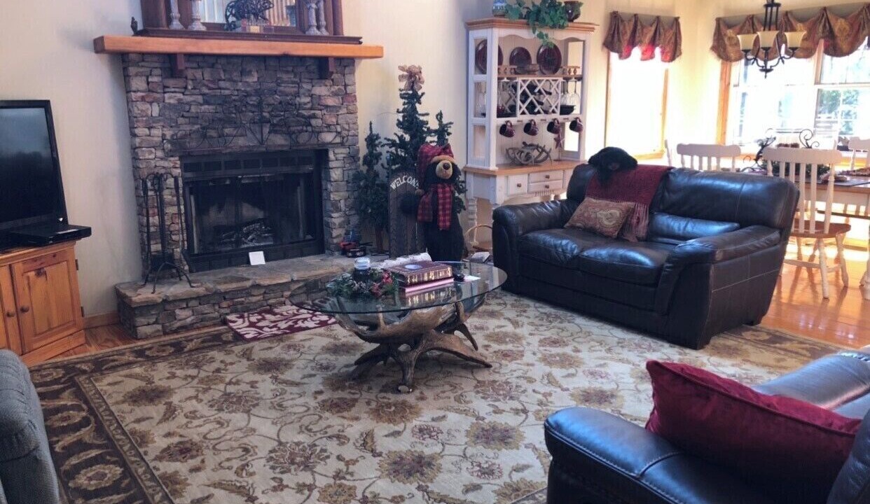 Photo of Livingroom in Helen