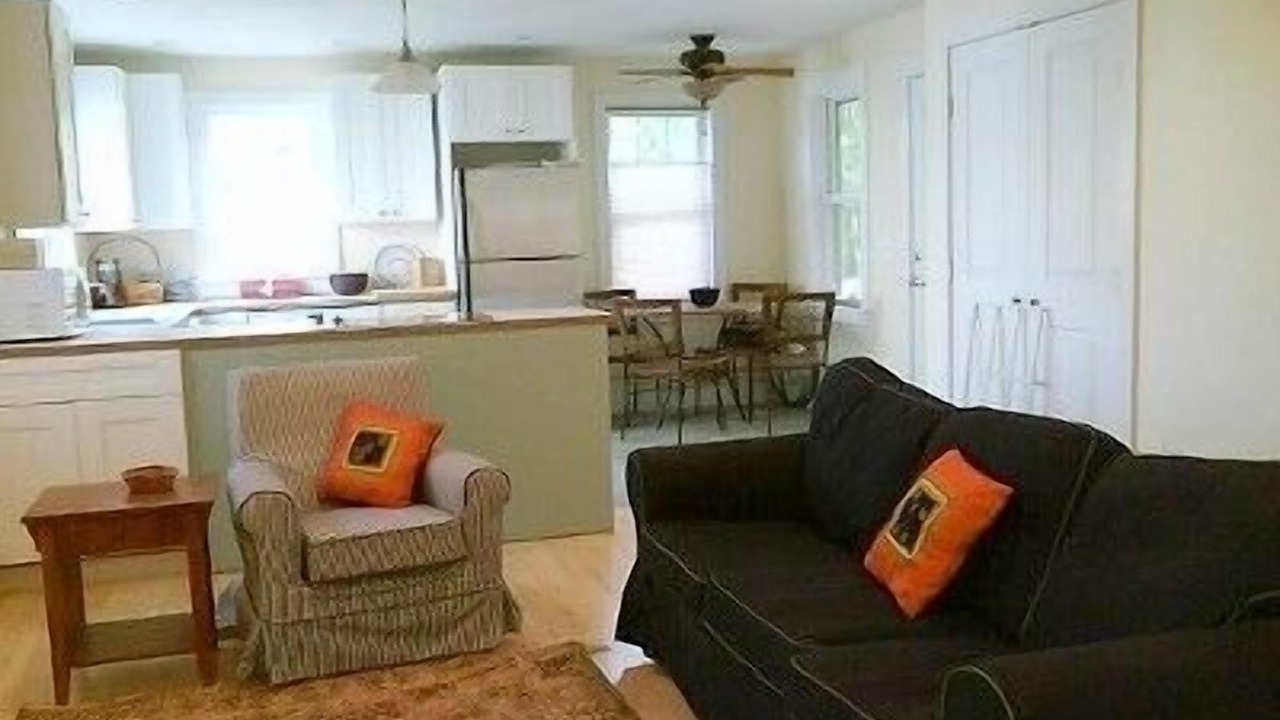 Photo of Livingroom in Cedar Bushes