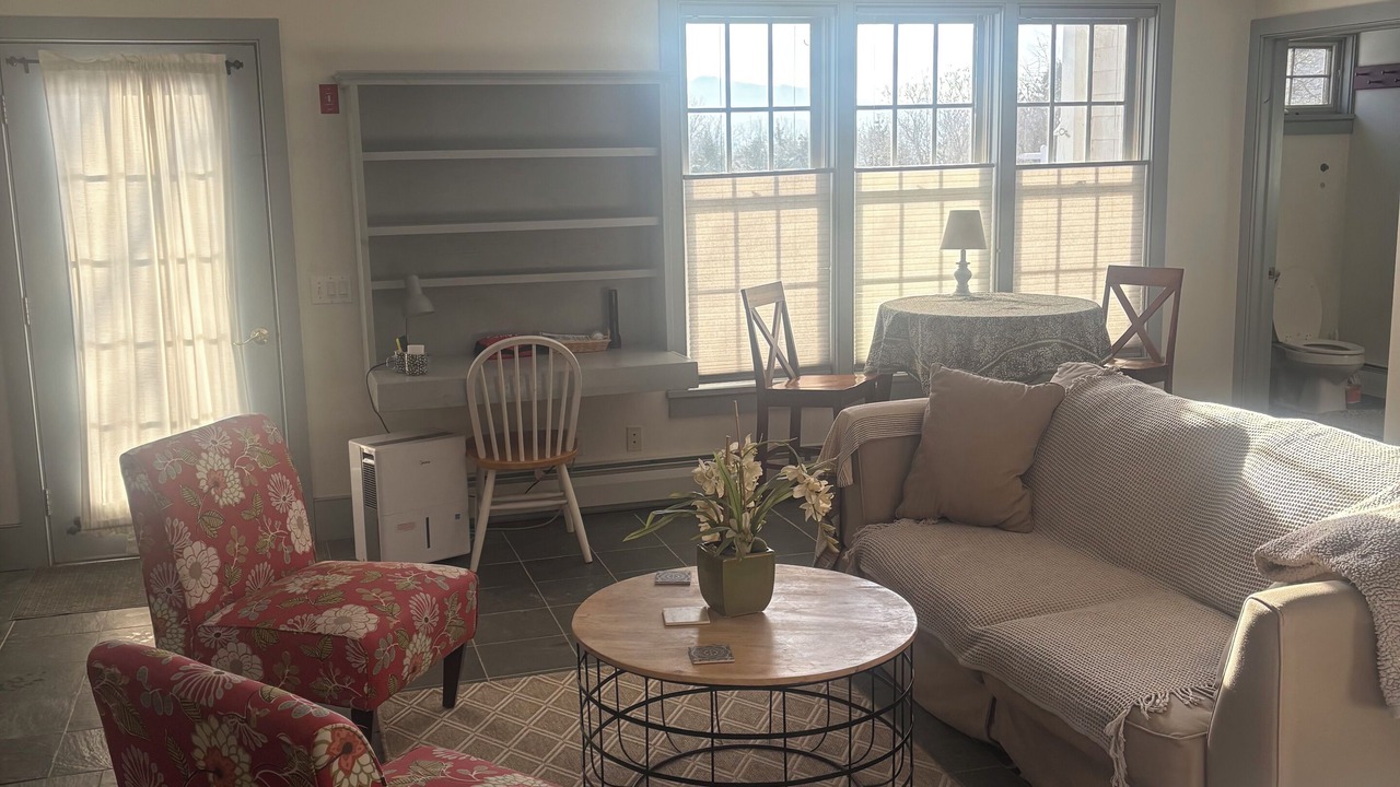 Photo of Livingroom in Fairfax