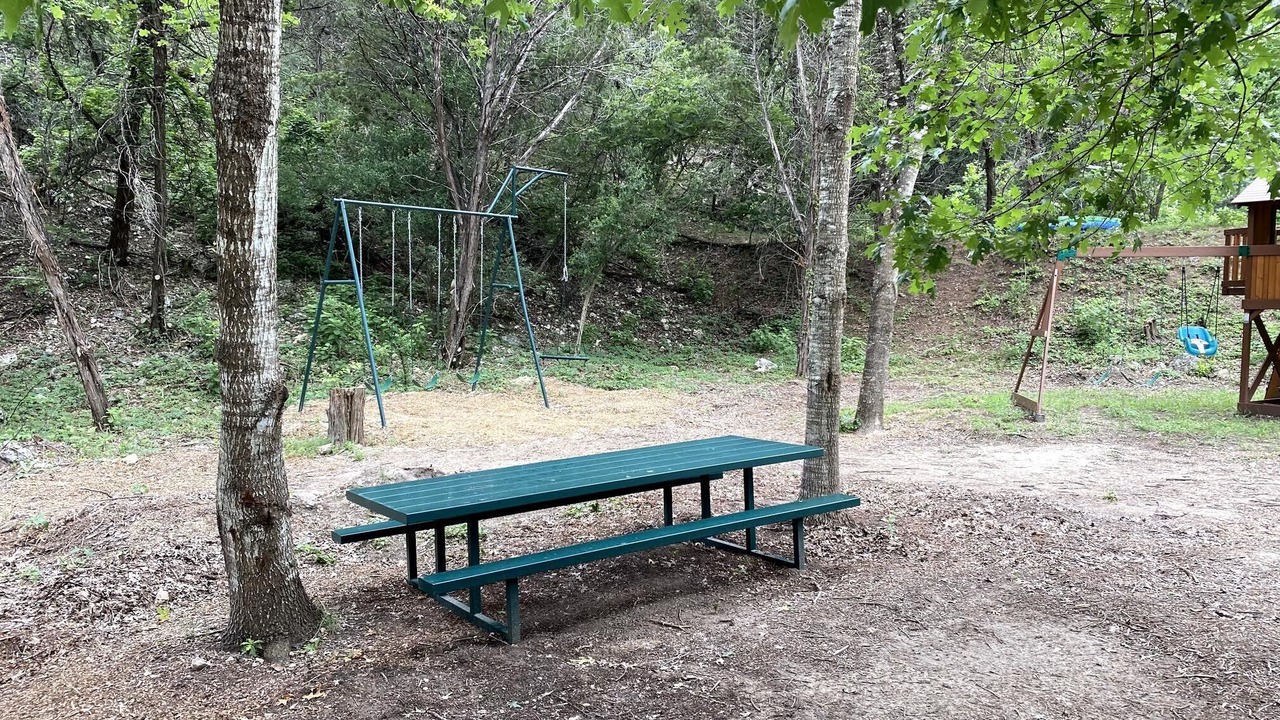 Photo of Others in Leakey