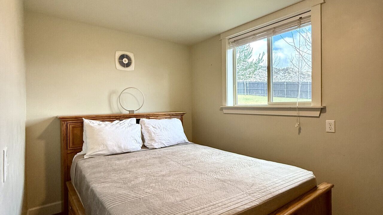 Photo of Bedroom in Baker City