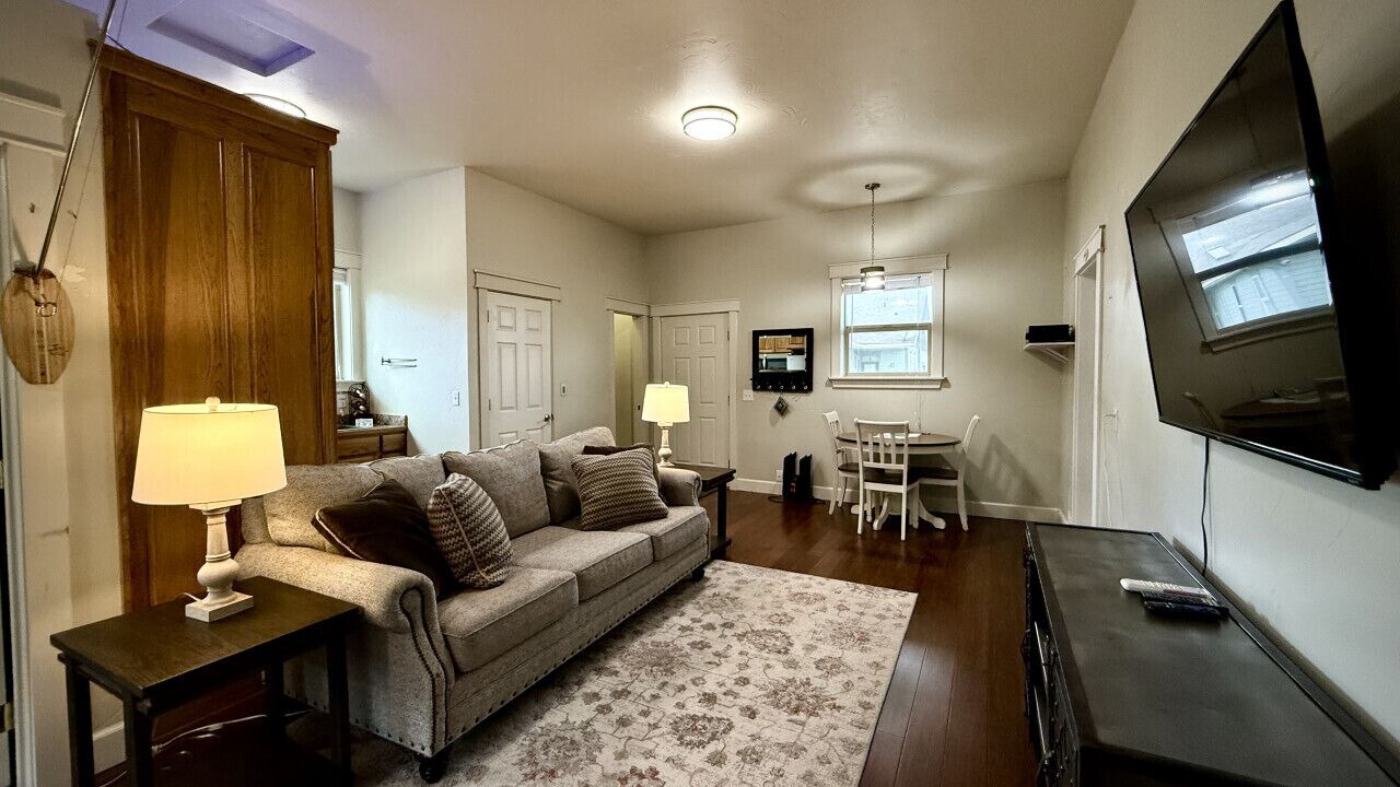 Photo of Livingroom in Baker City
