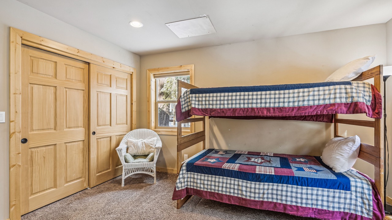 Photo of Bedroom in Tahoe Pines