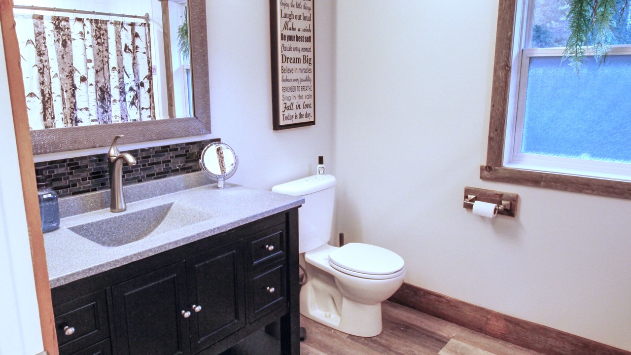 Photo of Bathroom in Neebing