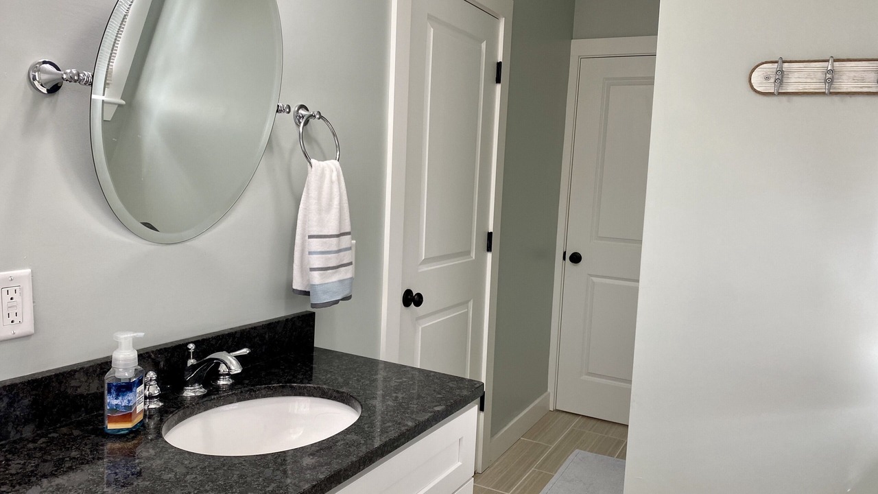 Photo of Bathroom in Campground Landing