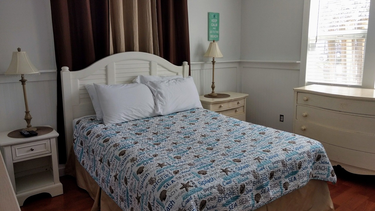 Photo of Bedroom in Orange Beach