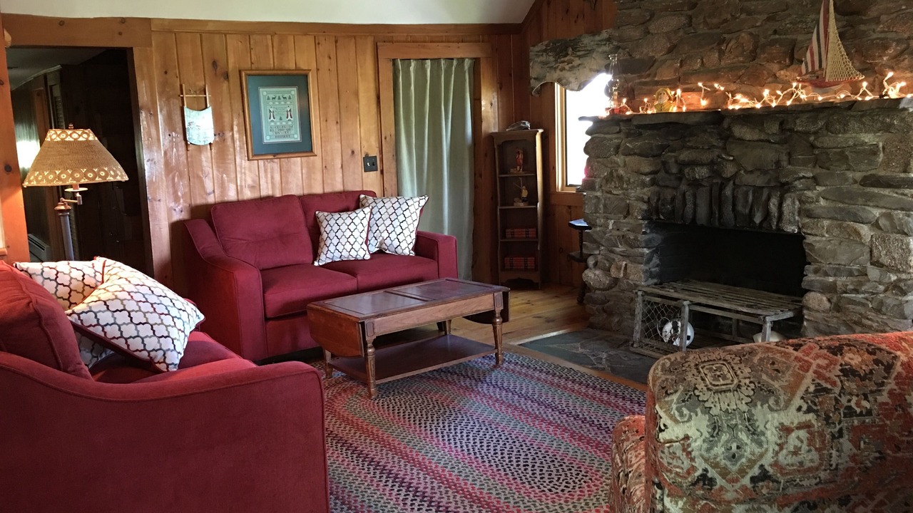 Photo of Livingroom in Granite Point