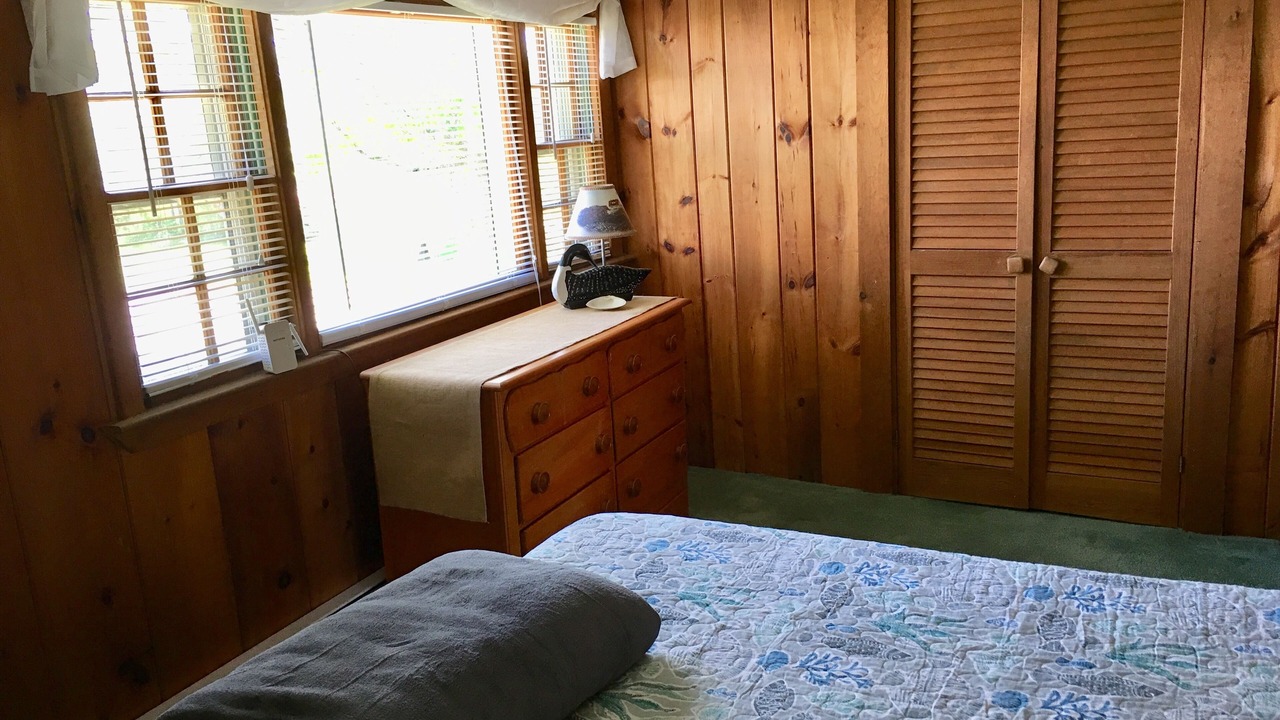Photo of Bedroom in Granite Point