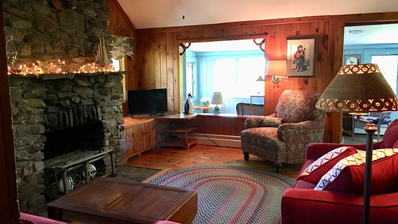 Photo of Livingroom in Granite Point