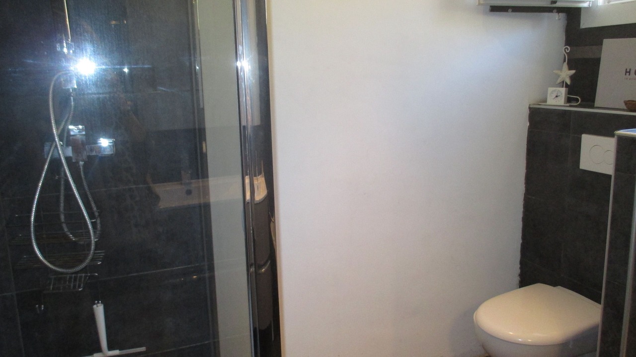 Photo of Bathroom in Generville