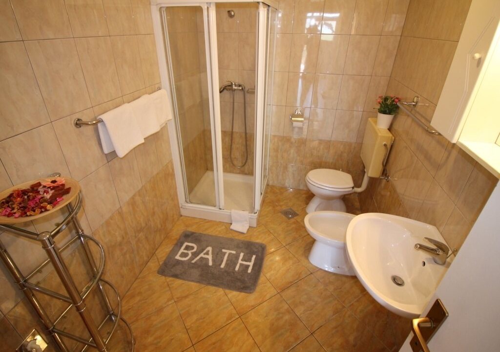 Photo of Bathroom in Vrvari