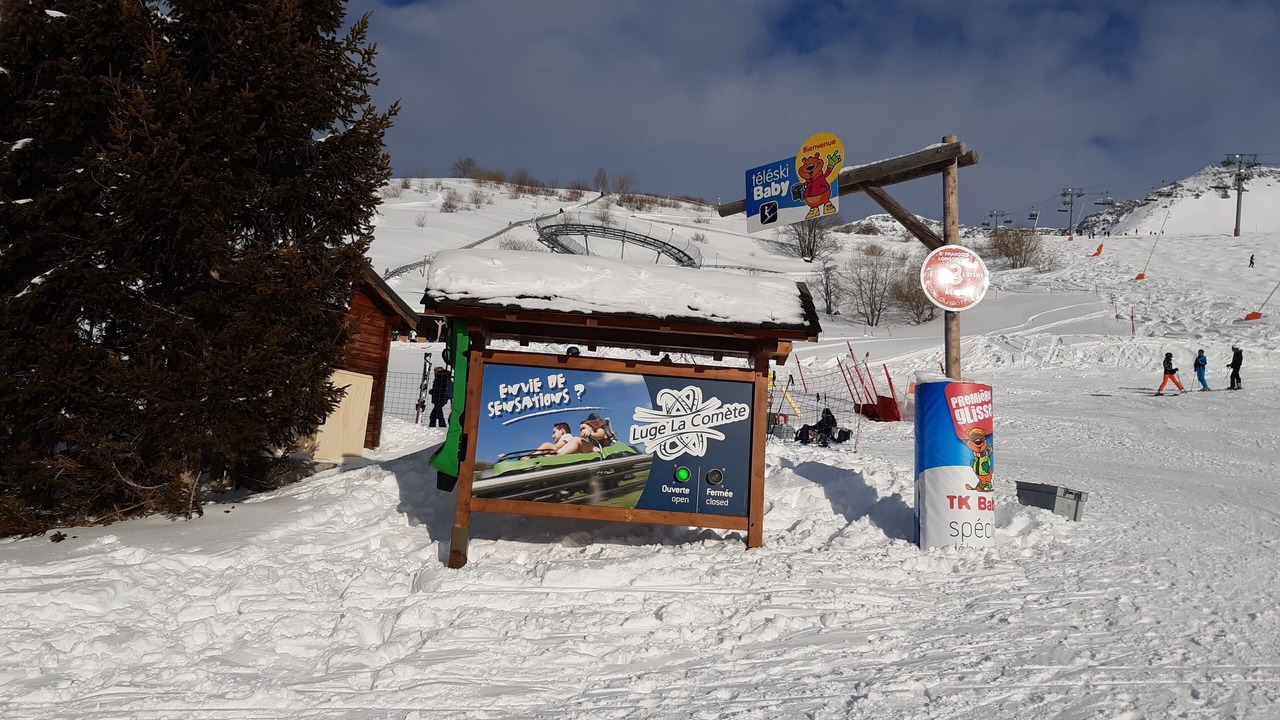 Photo of Others in Montgellafrey