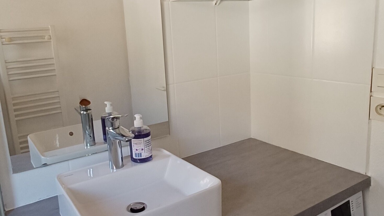 Photo of Bathroom in Esquieze-Sere