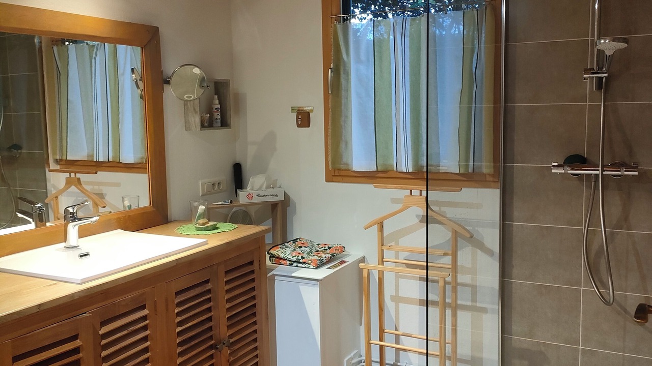 Photo of Bathroom in Saint-Lyphard