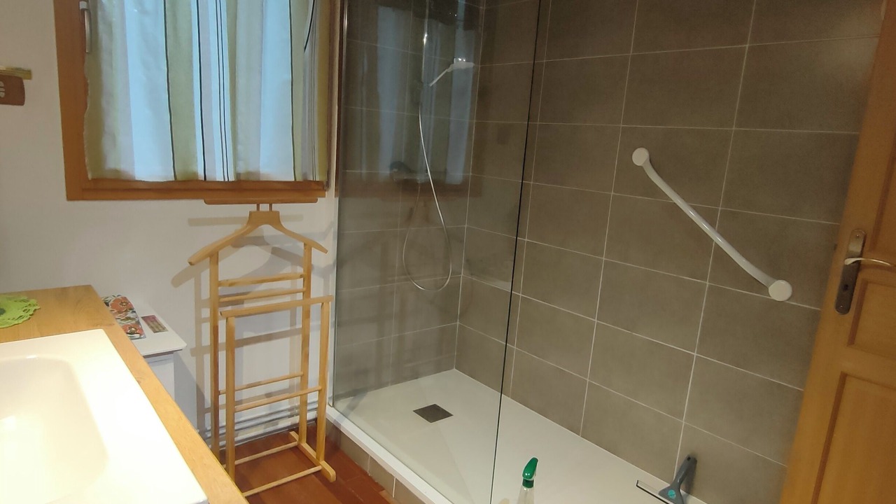 Photo of Bathroom in Saint-Lyphard