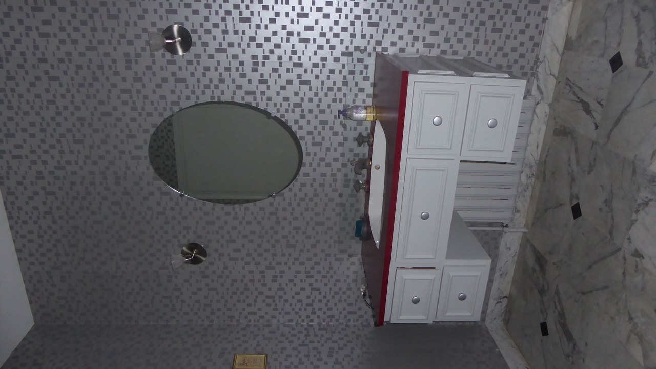 Photo of Bathroom in Tredion