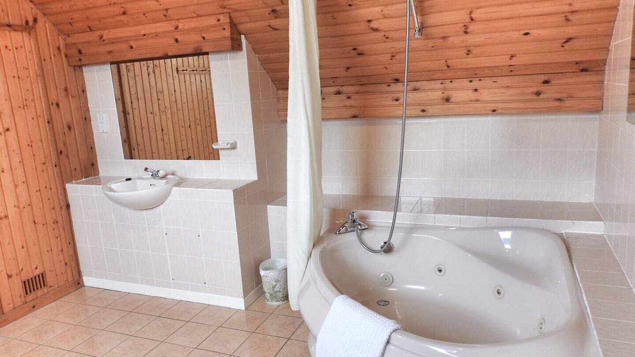 Photo of Bathroom in Ardnamurchan Peninsula