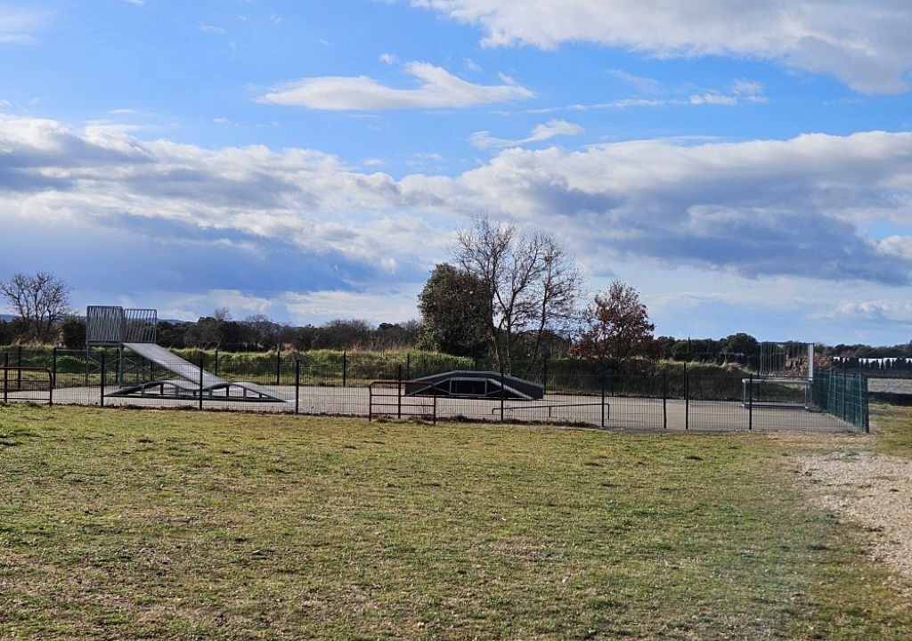 Photo of Others in Grillon