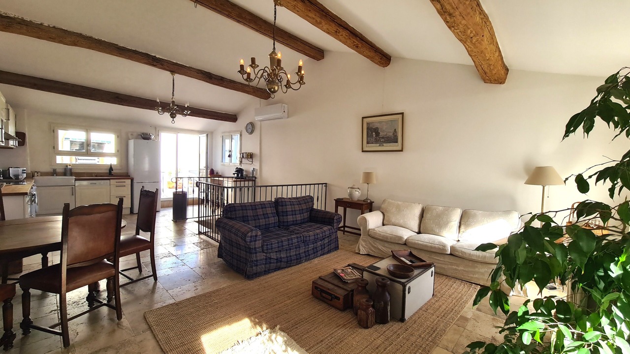 Photo of Livingroom in Pouzolles