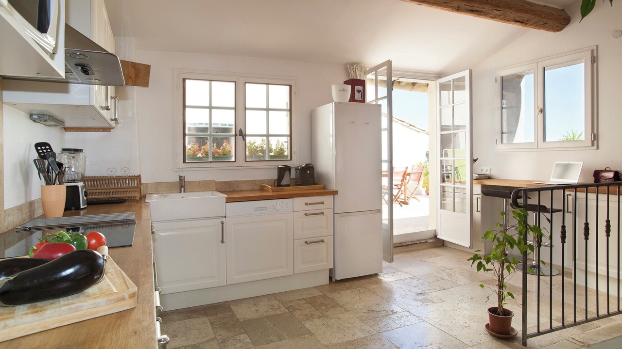Photo of Kitchen in Pouzolles