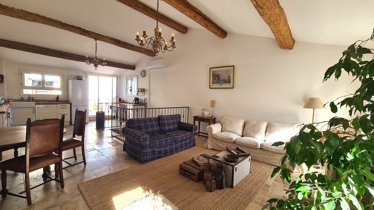 Photo of Livingroom in Pouzolles