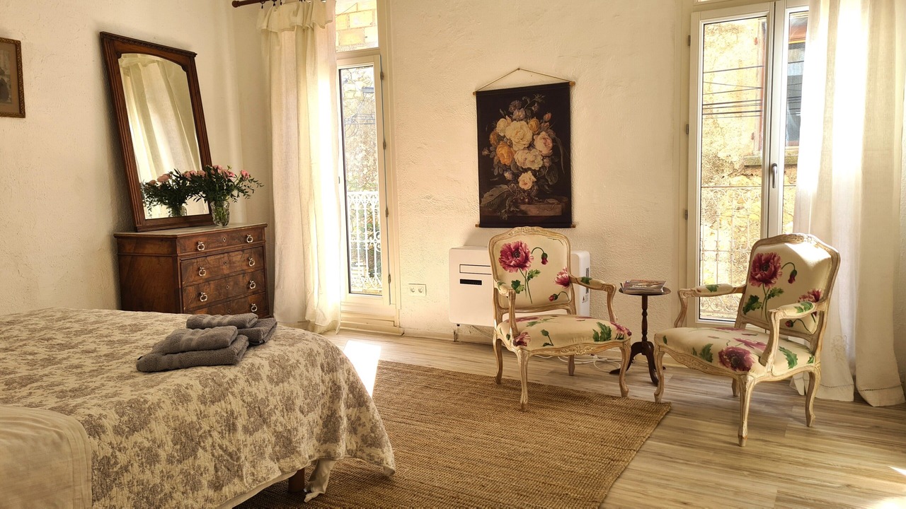 Photo of Bedroom in Pouzolles