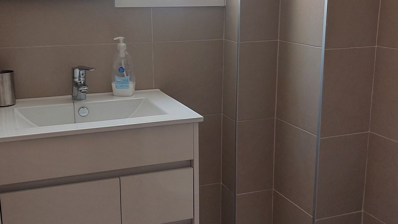 Photo of Bathroom in Cunit