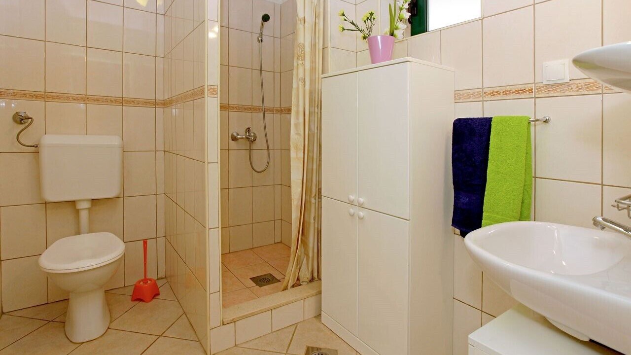Photo of Bathroom in Potirna