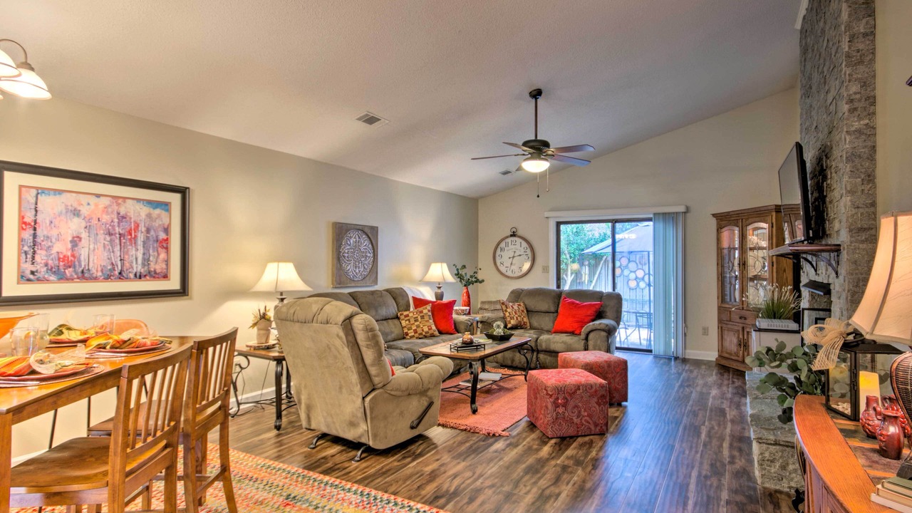 Photo of Bedroom in Greenwood