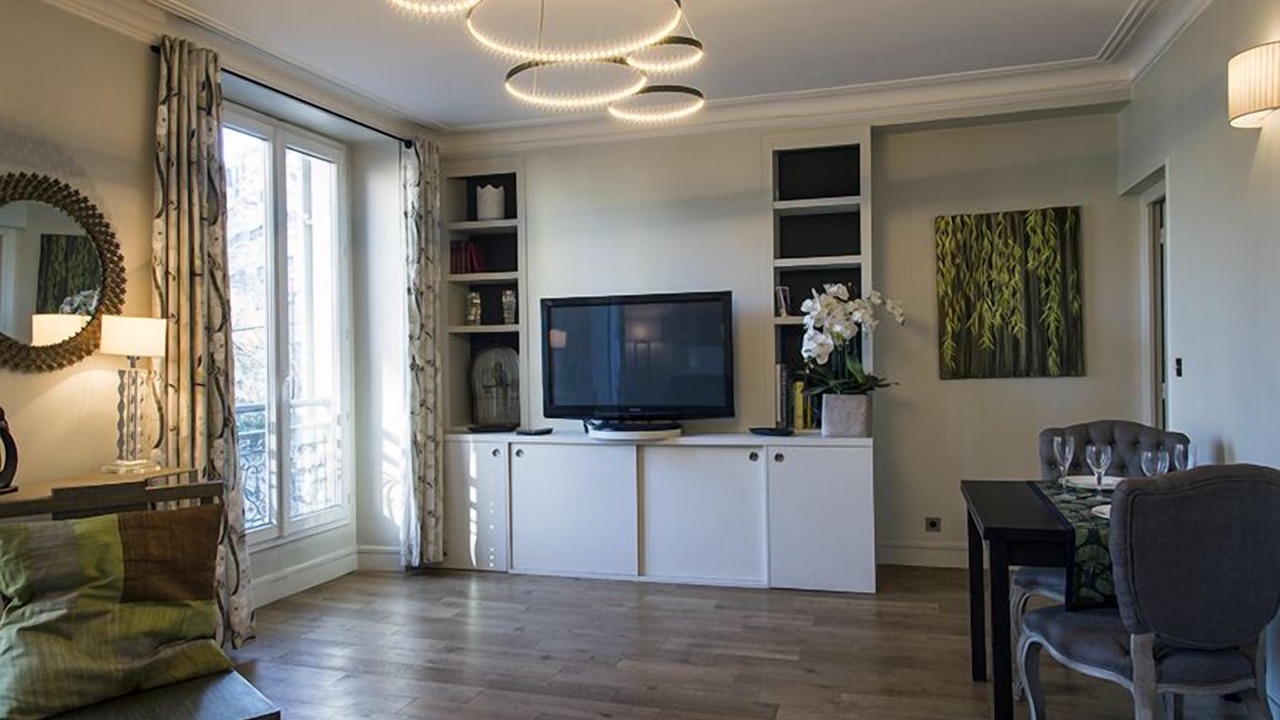 Photo of Bedroom in Quartier du Gros-Caillou