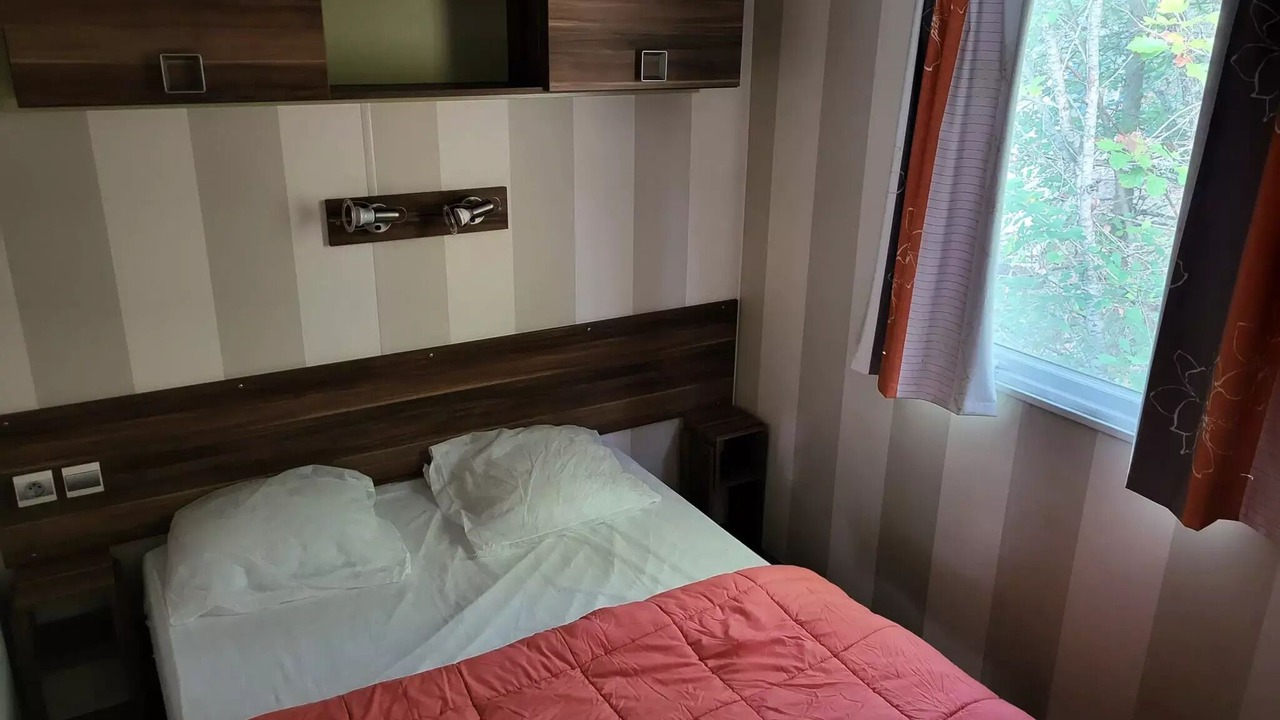 Photo of Bedroom in Salles