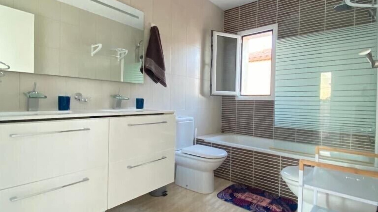 Photo of Bathroom in Les Tres Cales