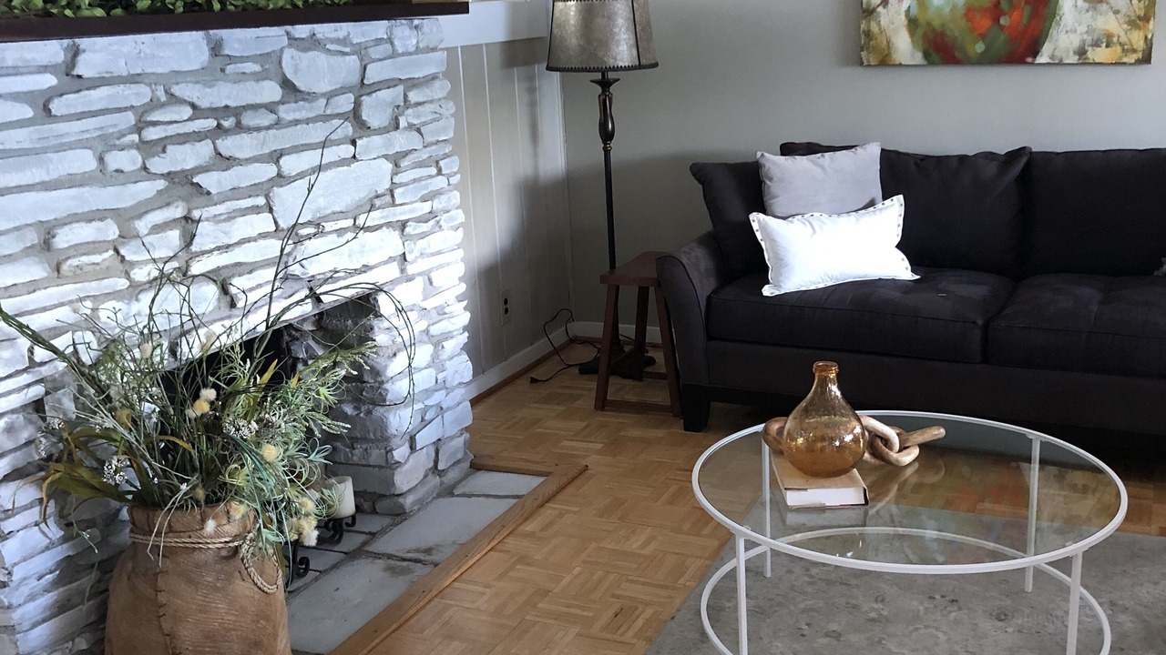 Photo of Livingroom in Hammondsport