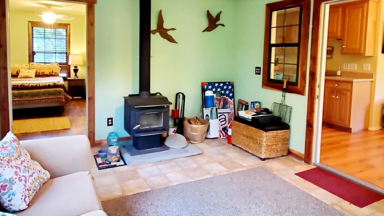 Photo of Livingroom in Smithville