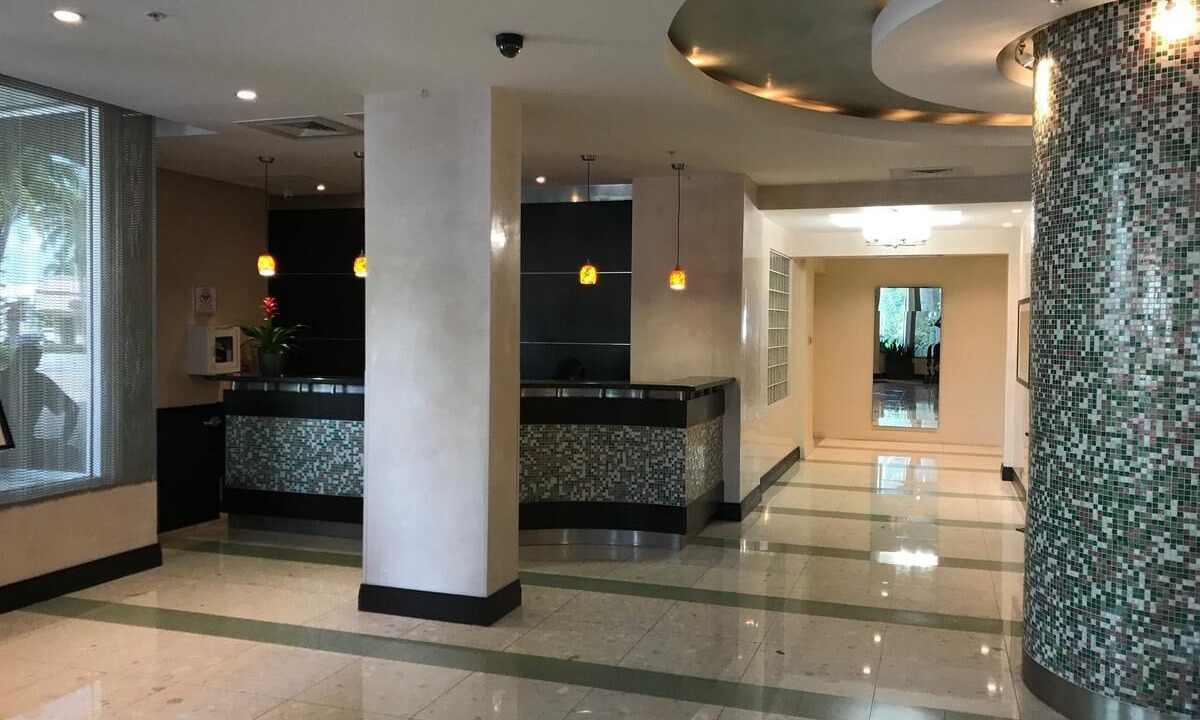 Photo of Others in Hollywood South Central Beach