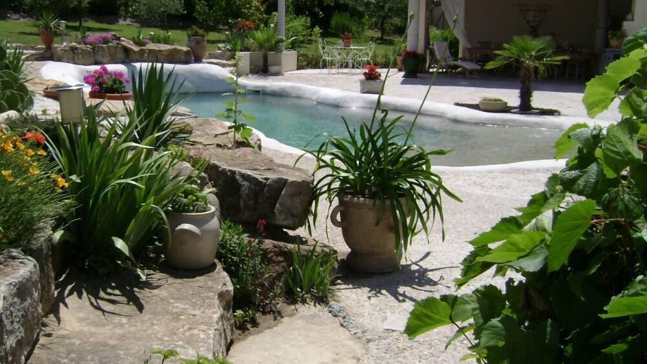 Photo of Outdoor in Pomas