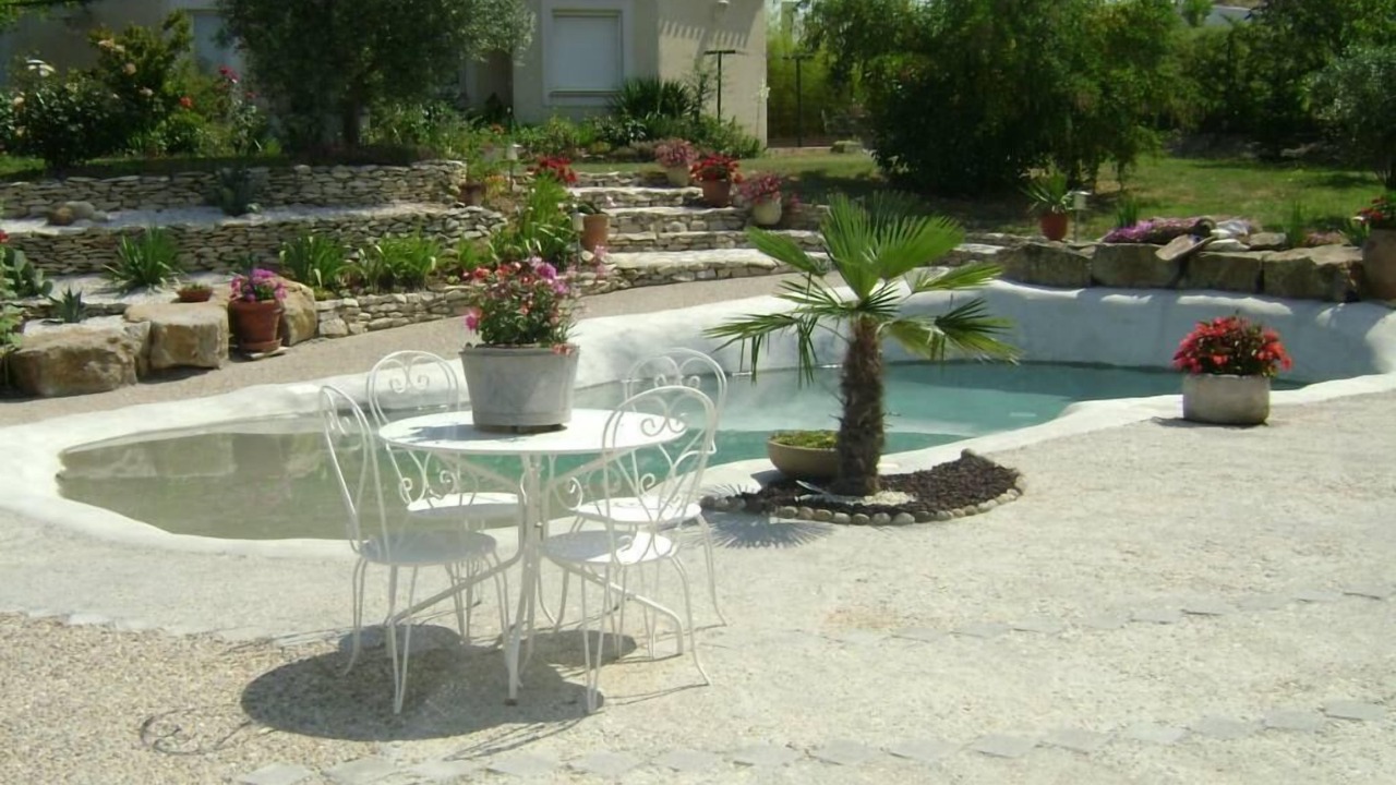 Photo of Outdoor in Pomas