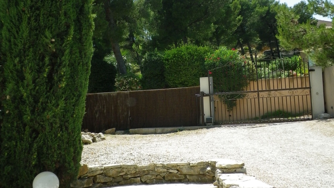 Photo of Outdoor in Ensues-la-Redonne