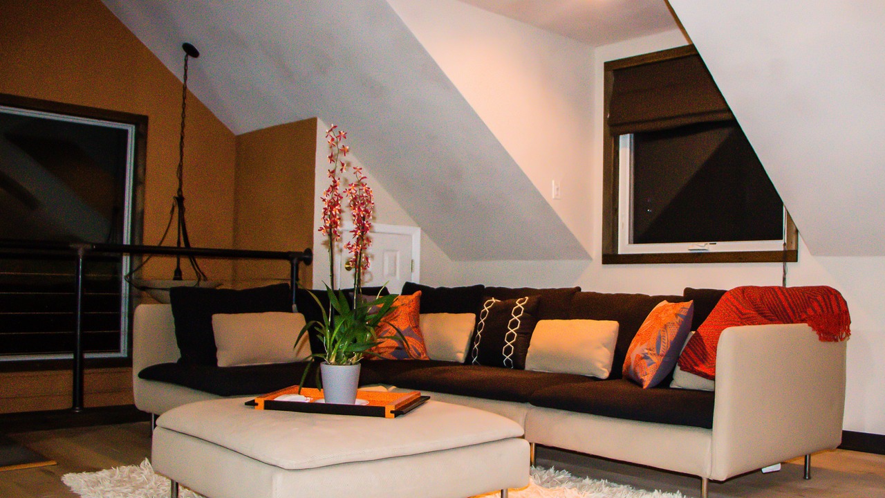 Photo of Livingroom in Cardinal Hills Estates