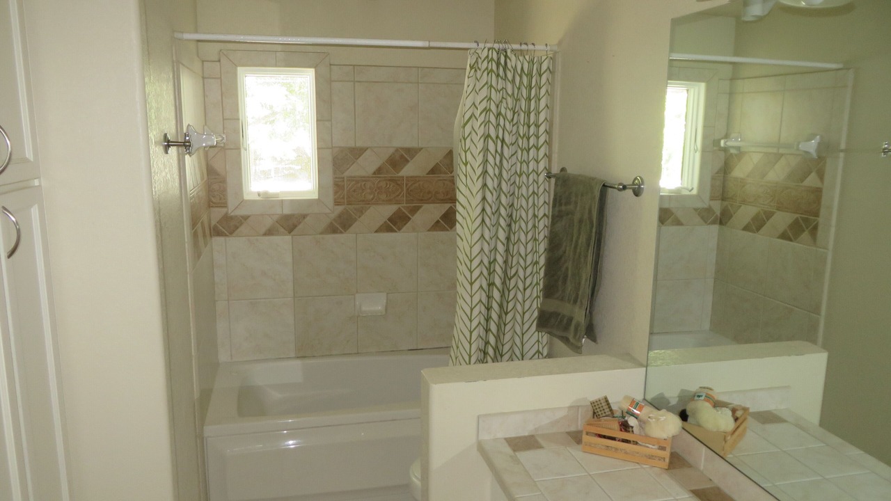 Photo of Bathroom in Rivercrest