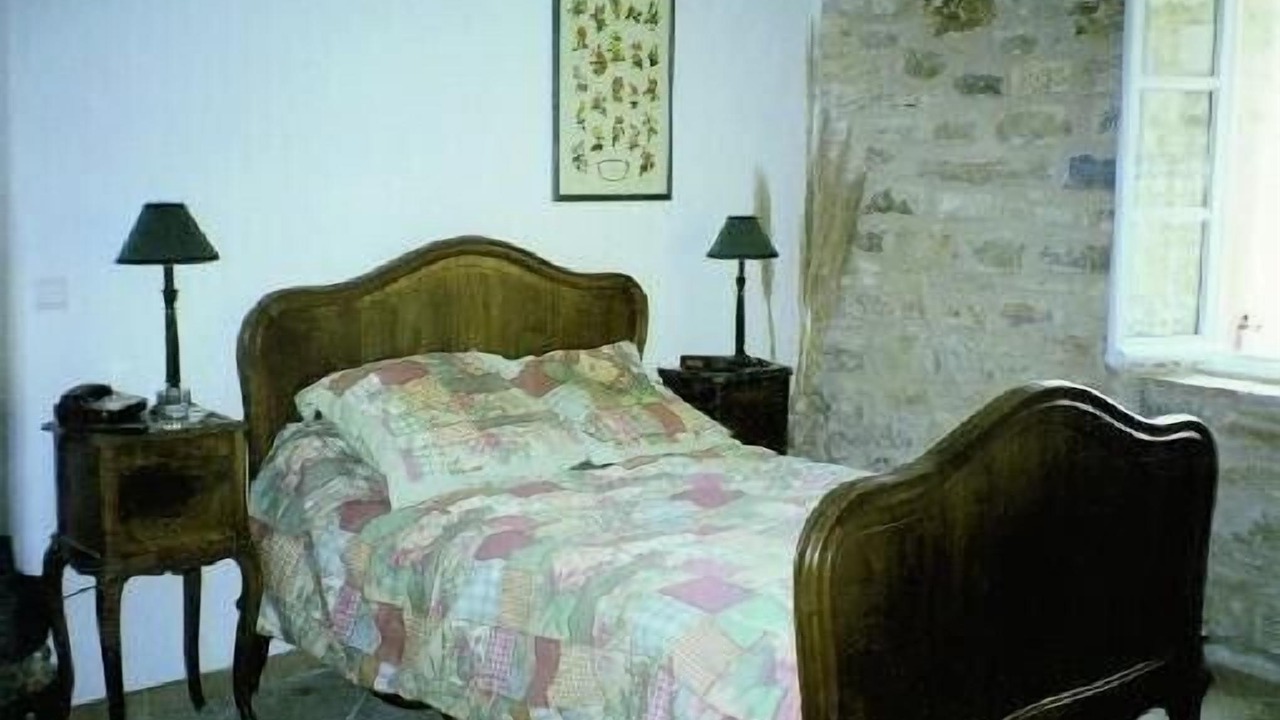 Photo of Bedroom in Revest-des-Brousses