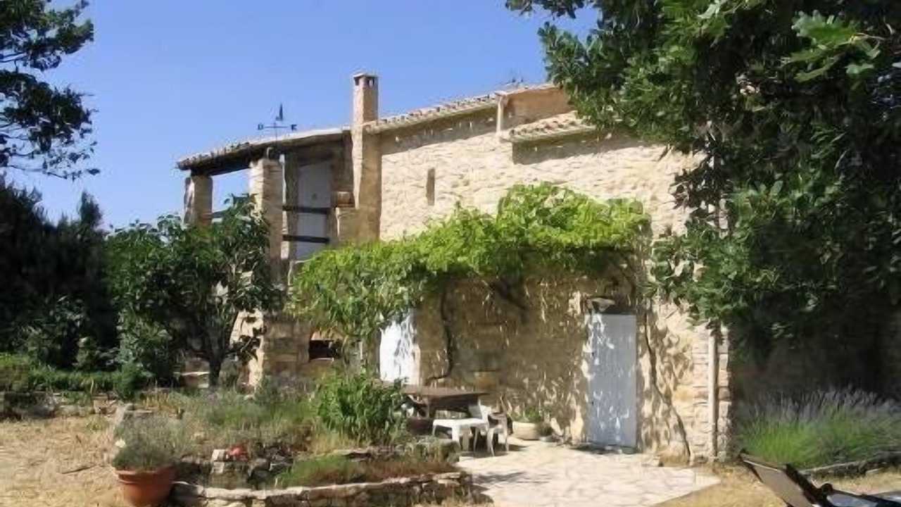 Photo of Outdoor in Revest-des-Brousses